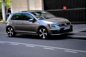 VOLKSWAGEN Golf 2.0 TSI 220 BlueMotion Technology GTI DSG6