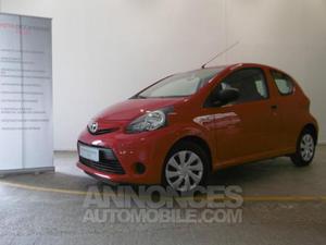 Toyota AYGO 1.0 VVT-i 68ch Active 3p rouge