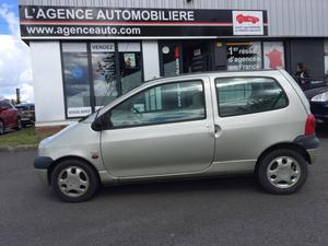 RENAULT Twingo ch Initiale