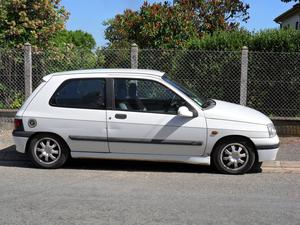 RENAULT CLIO SOCIETE 1.9 D RL