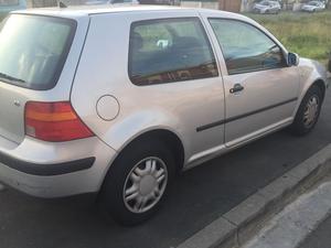 VOLKSWAGEN Golf  Confort