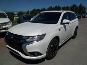 MITSUBISHI Outlander HYBRIDE RECHARGEABLE 200CH INSTYLE