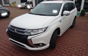 MITSUBISHI Outlander HYBRIDE RECHARGEABLE 200CH INSTYLE 5