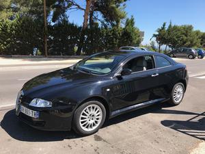 ALFA ROMEO GT 2.0 JTS Distinctive