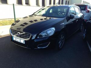 VOLVO V60 Dch Summum