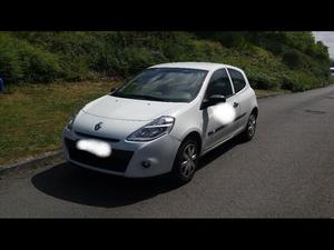 RENAULT Clio III CLIO III STE 1.5 DCI 75CH AIR ECO² 3P 