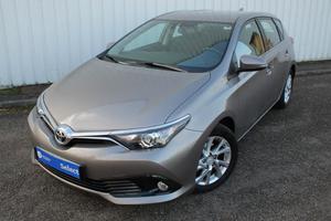 TOYOTA Auris 112 D-4D Dynamic