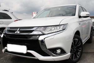 MITSUBISHI Outlander HYBRIDE RECHARGEABLE 200CH INSTYLE