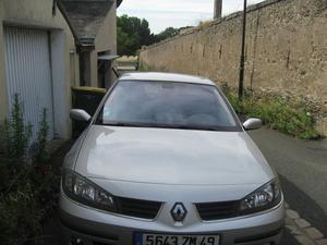 RENAULT Laguna 1.9 dCi 110 FAP Confort Carminat