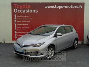 Toyota AURIS HSD 136h Dynamic gris clair