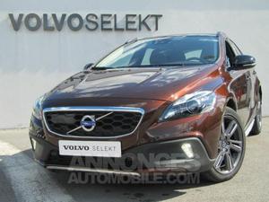 Volvo V40 Cross Country T4 AWD 190ch Xenium Geartronic java