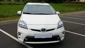 TOYOTA Prius Rechargeable 136h Lounge