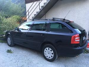 SKODA Octavia Combi 1.9 TDI x4 Ambiente Pack