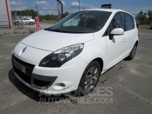 Renault Scenic 1.5 dCi 110ch FAP Expression blanc
