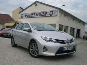 Toyota Auris HSD 136H DYNAMIC d'occasion