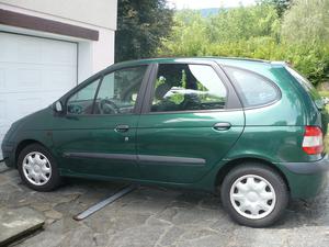 RENAULT Scénic 1.6i 16V RXE Pack Clim