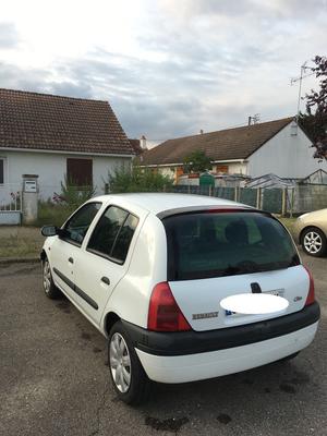 RENAULT Clio 1.4i RXE