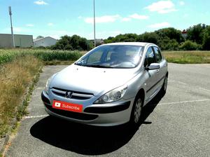 PEUGEOT i 16V XS Premium