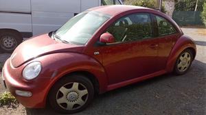 VOLKSWAGEN New Beetle 2.0i