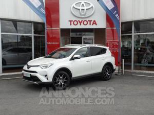 Toyota RAV D-4D Design 2WD blanc nacre