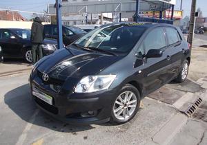 Toyota Auris 2.0 D4D 126 LINEA SOL d'occasion