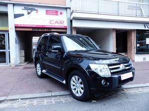 MITSUBISHI Pajero Court 3.2 DI-D Instyle A