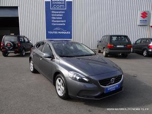 VOLVO V40 D Momentum Business Geartronic A