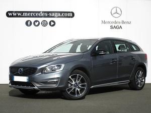 VOLVO V60 CROSS COUNTRY  