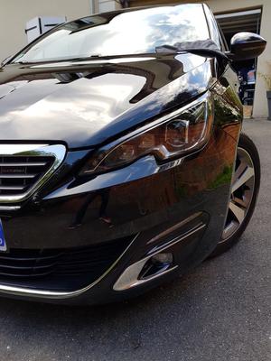 PEUGEOT  PureTech 130ch S&S EAT6 GT Line