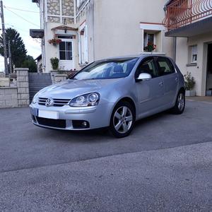 VOLKSWAGEN Golf 1.9 TDI 105 Carat 4Motion