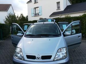 RENAULT Scénic 1.6i 16V Aigle