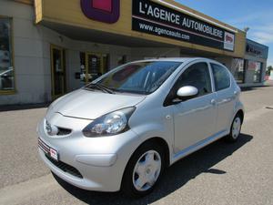 TOYOTA Aygo 1.0 VVT-i 68 ch 5p