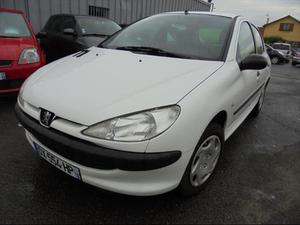 PEUGEOT  D XR PRESENCE 5P  Occasion