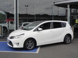 TOYOTA Verso 112 D-4D SkyView 5 places