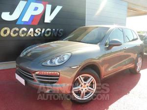 Porsche Cayenne Diesel Platinum Edition  gris fonce