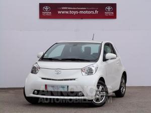 Toyota IQ 68 VVT-i A2 MULTIDRIVE blanc