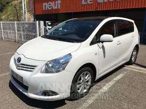 Toyota VERSO 126 D4-D BV6 TOIT SKYVIEW GPS 5PL