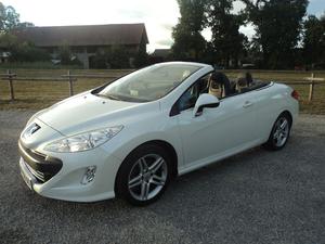 PEUGEOT 308 CC 2.0 HDi 16V 140ch FAP Féline