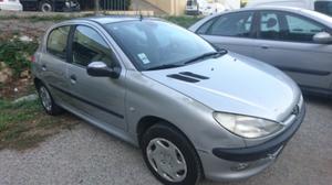 PEUGEOT  XT PREMIUM 5P