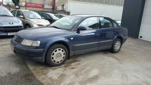 VOLKSWAGEN Passat 1.9 TDI - 110 Confort