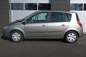 RENAULT Scénic II 1.5 DCI 105CH EXPRESSION