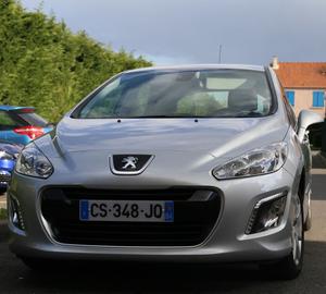 PEUGEOT  e-HDi 112ch FAP Active