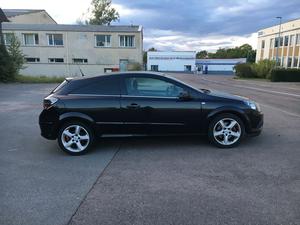 OPEL Astra GTC 1.9 CDTI - 150 Cosmo