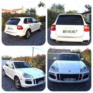 PORSCHE Cayenne 4.8 V8 Turbo Tiptronic S A