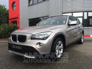 BMW X1 sDrive18d 143ch gris clair