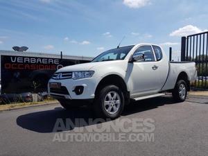 Mitsubishi L200 CCAB INFORM CLIM 2.4 DID 154 blanc