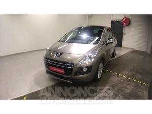 Peugeot  HYbrid4 2.0 e-HDi FAP BMP6 + Electric 37ch gris