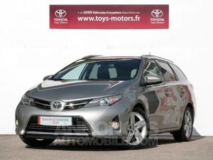 Toyota AURIS TOURING SPORTS 124 D-4D Style gris clair