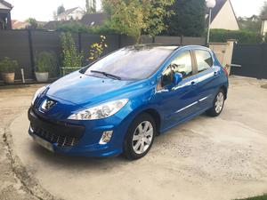 PEUGEOT  HDi 110ch FAP BLUE LION Premium Pack