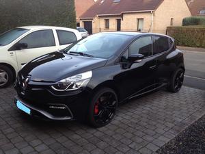 RENAULT Clio IV 1.6 Turbo 200 RS EDC